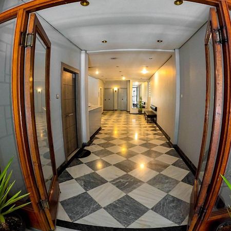 Comfortable Apt, Next To Archeological Museum! Atenas Exterior foto